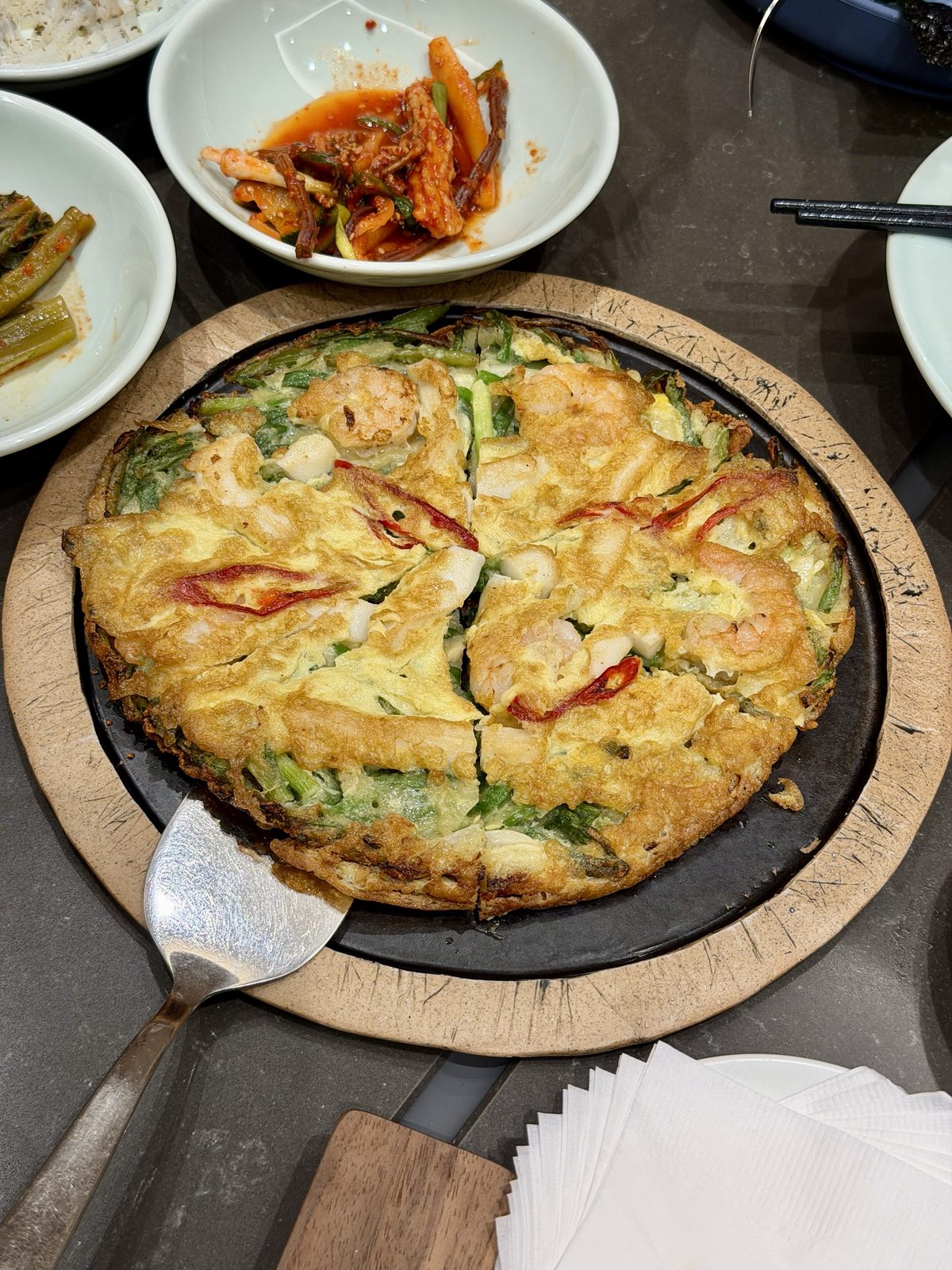 삼원가든 해물파전 / Seafood scallion pancake
